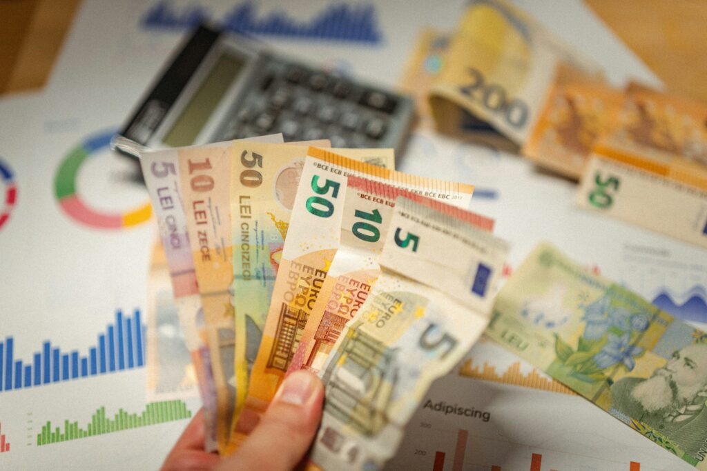Vyplácanie dividend (podielov na zisku) v roku 2025 za minulé roky